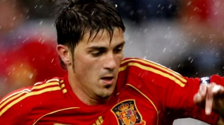 Давид Виља го постигна 50. погодок за Шпанија  